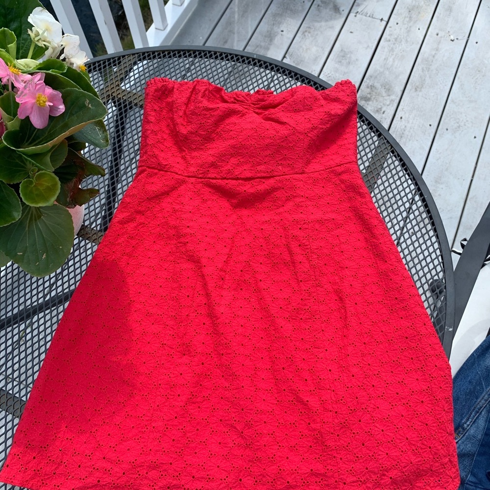 Cute strapless dress